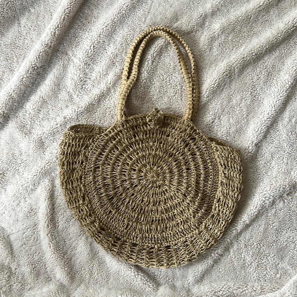 Lucky Brand crochet raffia circle tote bag